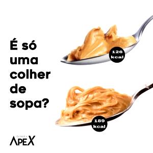 Quantas calorias em 1 1/2 colheres de sopa (20 g) Pasta de Amendoim?