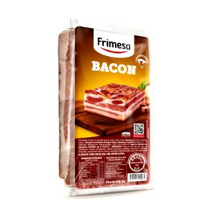 Quantas calorias em 1/2 fatia (10 g) Bacon em Peça?