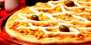 Quantas calorias em 1/2 pizza (80 g) Pizza Frango com Catupiry?