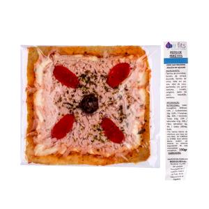 Quantas calorias em 1/2 unidade (75 g) Pizza Low Carb Peito de Peru?