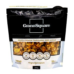 Quantas calorias em 1/2 xícara de chá (40 g) Granola Premium Tradicional Zero Açúcar?