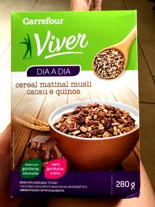 Quantas calorias em 1/4 de xícara (40 g) Cereal Matinal Musli Cacau e Quinoa?