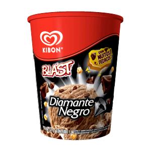 Quantas calorias em 1 bola (60 g) Sorvete Blast Diamante Negro?