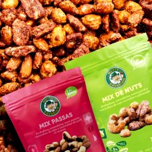 Quantas calorias em 1 colher de sopa (15 g) Mix de Nuts Bavarian?