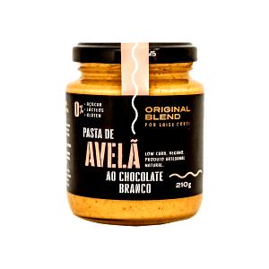 Quantas calorias em 1 colher de sopa (15 g) Pasta de Avelã Ao Chocolate Branco?