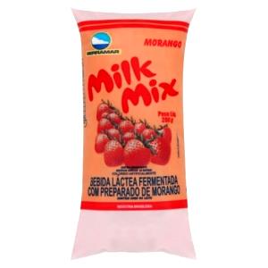 Quantas calorias em 1 copo (200 g) Milk Mix Morango?