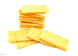 Quantas calorias em 1 Cracker Quadrada Crackers Saltine?