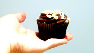 Quantas calorias em 1 Cupcake (7 Cm De Diâmetro) Cupcake de Chocolate?
