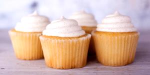 Quantas calorias em 1 Cupcake Cupcakes com Cobertura Glacé (Baixo Teor de Gordura)?