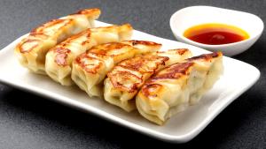 Quantas calorias em 1 Dim Sum Dim Sum (Carne Recheada tipo Rolinho de Ovo)?