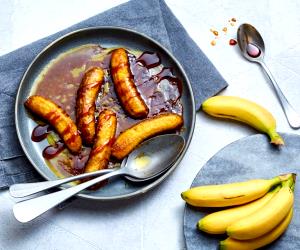 Quantas calorias em 1 Dose Bananas Da Madeira Com Molho De Caramelo E Especiarias?