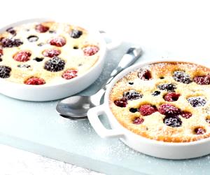 Quantas calorias em 1 Dose Clafoutis De Frutos Silvestres?