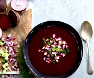 Quantas calorias em 1 Dose Gaspacho De Beterraba?