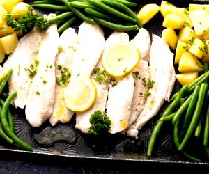 Quantas calorias em 1 Dose Peixe Cítrico E Legumes A Vapor?