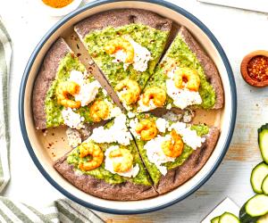 Quantas calorias em 1 Dose Piza De Arroz Preto Com Creme De Curgete, Camarão Salteado E Requeijão?