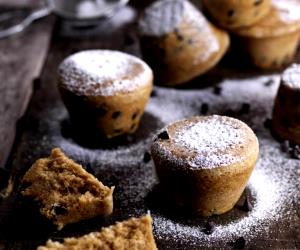 Quantas calorias em 1 Dose Queques De Baunilha Com Pepitas De Chocolate?