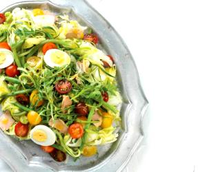 Quantas calorias em 1 Dose Salada Gigante Com Vinagreta De Framboesa E Mel?