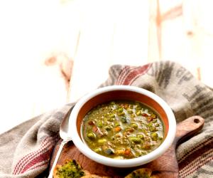 Quantas calorias em 1 Dose Sopa De Legumes Com Pesto?