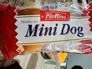 Quantas calorias em 1 e 1/4 unidade (50 g) Pão Mini Dog?