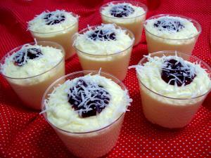 Quantas calorias em 1 envelope (25 g) Mousse de Coco?