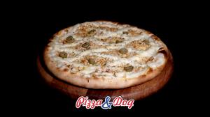Quantas calorias em 1 fatia (105 g) Frango C/ Requeijão Borda Recheada Pizza (Grande)?