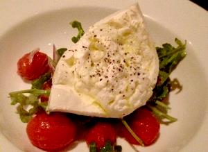 Quantas calorias em 1 fatia (30 g) Burrata com Tomate Seco?