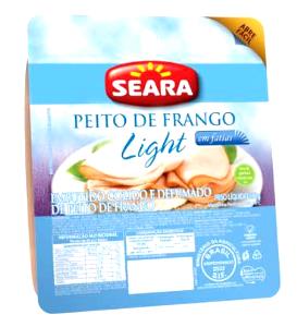 Quantas calorias em 1 fatia (40 g) Peito de Frango Light em Fatias?