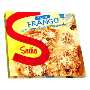 Quantas calorias em 1 fatia (77 g) Pizza de Frango com Catupiry?