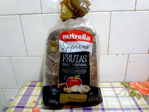 Quantas calorias em 1 Fatia, Fina Pão de Uvas-Passas?