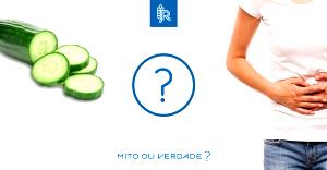 Quantas calorias em 1 İnteiro, Normal (270,0 G) Pepino, sem casca?