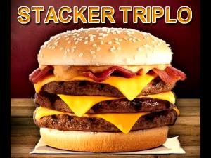 Quantas calorias em 1 lanche (486 g) Stacker Triplo?