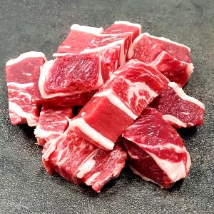 Quantas calorias em 1 Lb Carne de Vaca da Capa de Filé (Cortada até 0,5 cm de Gordura)?