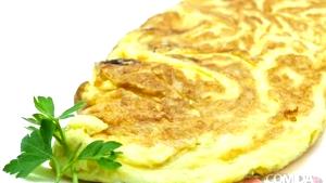 Quantas calorias em 1 Médio Omelete ou Ovos Mexidos com Queijo?