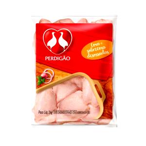 Quantas calorias em 1 Oz, Com Ossos, Cozida, Sem Pele (Produto Após Ossos Removidos) Coxa de Frango (Pele Não Consumida)?