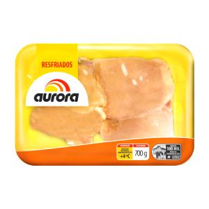 Quantas calorias em 1 Oz, Com Ossos (Produto Após Ossos Removidos) Sobrecoxa de Frango no Forno, Grelhada ou Assada (Pele Consumida)?