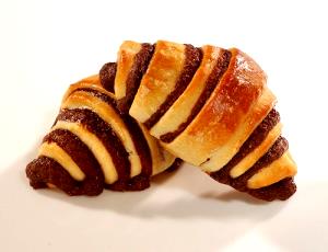 Quantas calorias em 1 Oz Croissant de Chocolate?