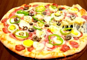 Quantas calorias em 1 Oz Pizza Portuguesa?