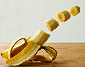 Quantas calorias em 1 Pequena (15 Cm - 17,5 Cm De Comprimento) Banana?