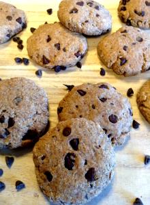 Quantas calorias em 1 Pequena Cookie com Pepitas de Chocolate?