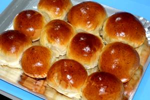 Quantas calorias em 1 Pequeno Pão Doce?