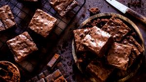 Quantas calorias em 1 Polegada Cúbica Brownie com Baixo Teor de Gordura?