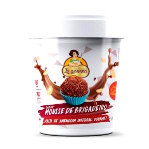 Quantas calorias em 1 porção (10 g) Pasta de Amendoim Mousse de Brigadeiro?