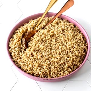 Quantas calorias em 1 Porção (110 G) Quinoa Cozida?