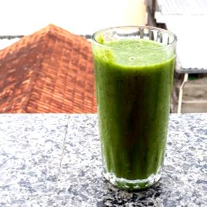 Quantas calorias em 1 Porção (123 G) Suco Verde?