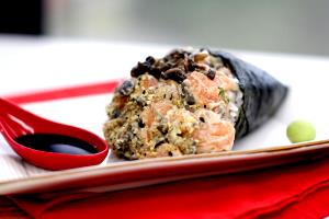 Quantas calorias em 1 porção (131 g) Temaki Shimeji Cream?