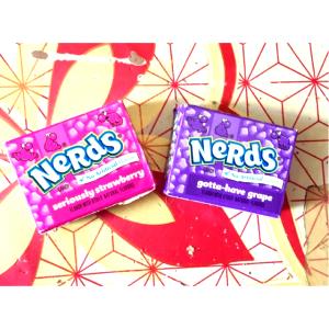 Quantas calorias em 1 porção (15 g) Nerds?