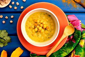 Quantas calorias em 1 porção (150 g) Curry de Grão de Bico com Legumes da Bela Gil?