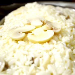 Quantas calorias em 1 Porção (180 G) Arroz à Piamontese?