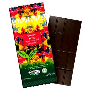 Quantas calorias em 1 porção (20 g) Chocolate Orgânico Aroeira 60% Organic Cacao With Pink Pepper?