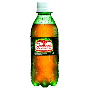 Quantas calorias em 1 porção (237 ml) Refrigerante?